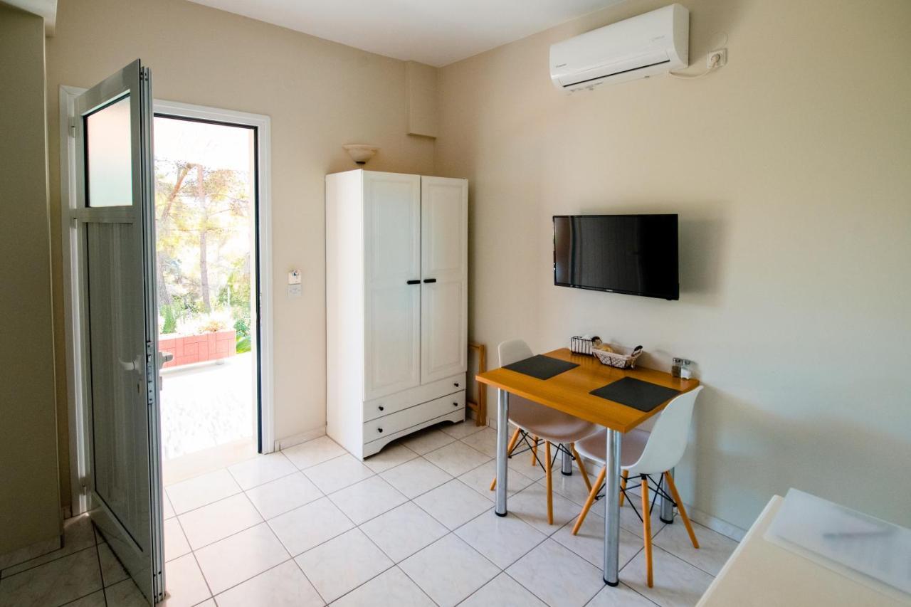 Pessada Bay Studios&Apartments Pesádha Exterior foto